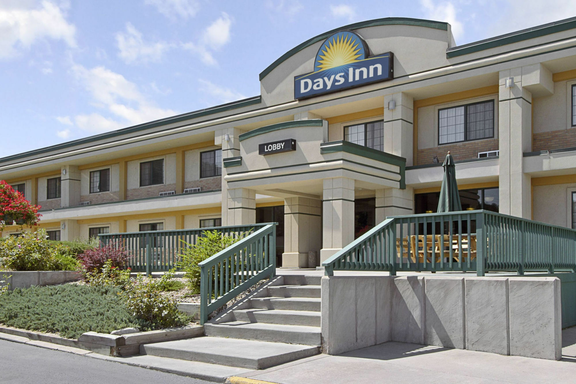 Days Inn By Wyndham West Рапид-Сити Экстерьер фото